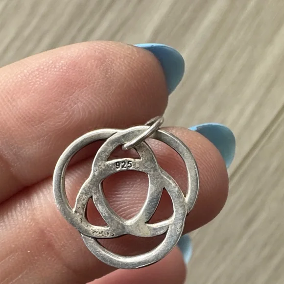 Sterling Silver Celtic Knot Pendant - Picture 2 of 3